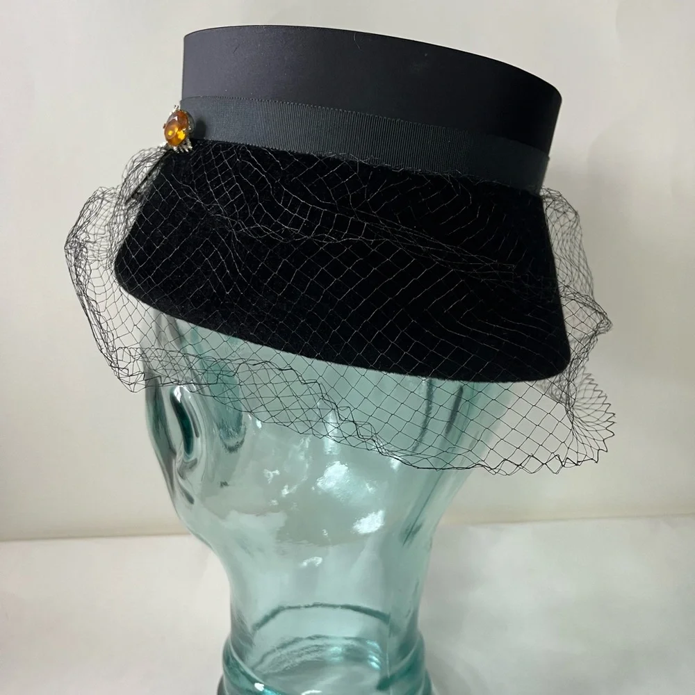 Vintage Peachbloom Velour Ladies Hat Union Made Size Medium Black with hatpin - Picture 3 of 15